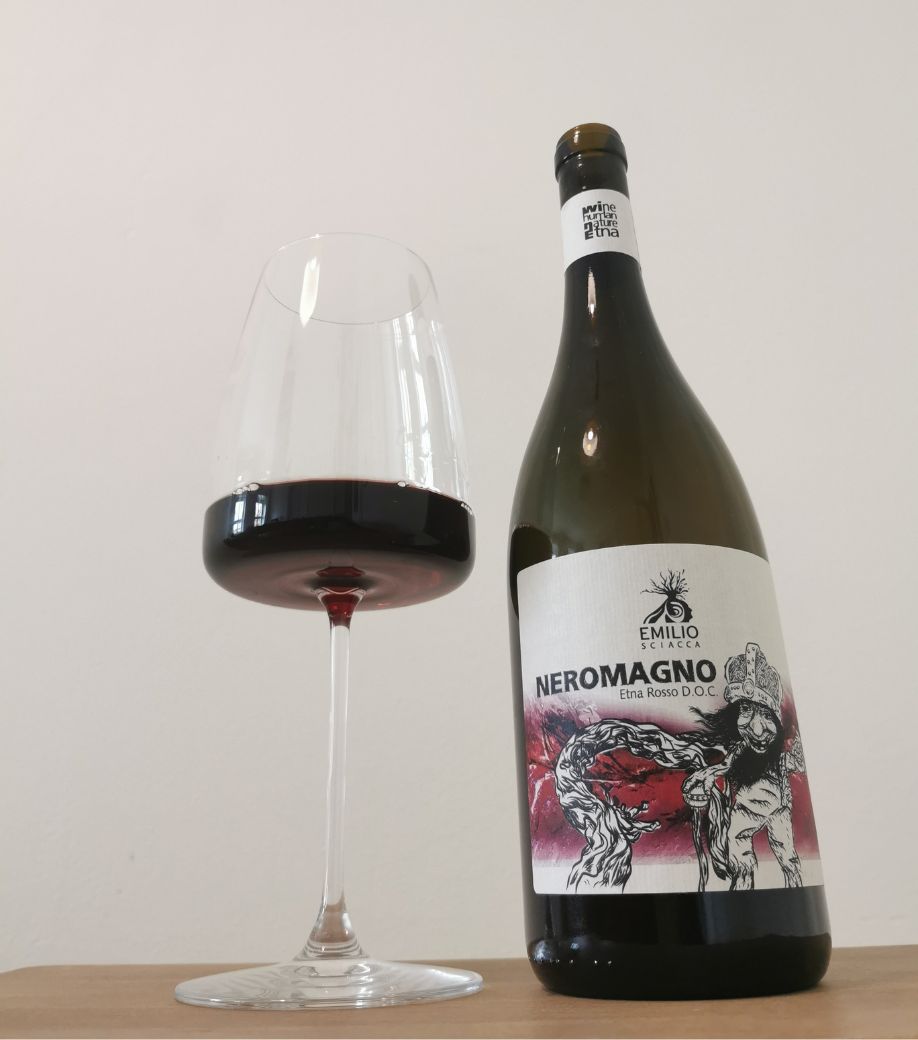 Naturwein von Emilio Sciacca – Ätna, Sizilien -  Neromagno Etna Rosso DOC 2018 – jetzt bestellen